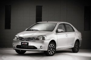 oficinanews_toyota-etios-frente