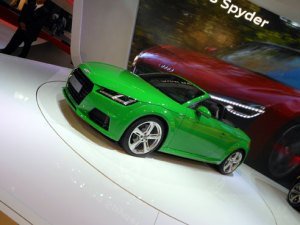 O TT Roadster conversível chega ao Brasil ano que vem