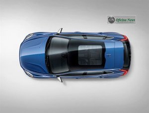 175959_Volvo_V40_T5_R_design_Studio