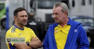 Bragantini (D) e Bragantini Jr estudam propostas para a temporada 2017 (Foto Duda Bairros)