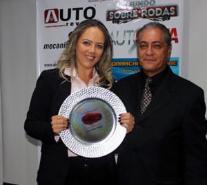 Claudia Friesleben e Otazu 