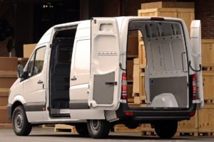 Mercedes-Benz Brasil comercializa 125 mil veículos Sprinter
