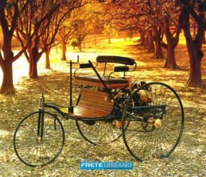 Coluna De carro por aí: Registro: há 132 anos surgia o automóvel