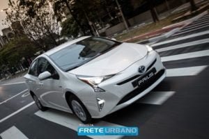 Coluna De carro por aí: Registro: há 132 anos surgia o automóvel