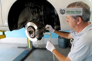 Troca das pastilhas de freio do Volkswagen SpaceFox