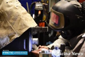 Mercedes-Benz opera customização de chassis de ônibus e veículos CKD