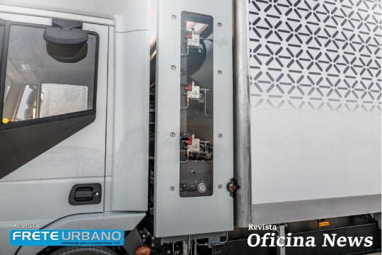 Caminhão elétrico Tevva 7.5t: promete redução no custo da operação