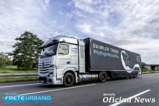 Caminhão Mercedes-Benz abastecido com hidrogênio completa testes