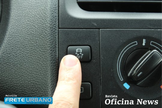 Qual é a diferença entre controle de tração e estabilidade?