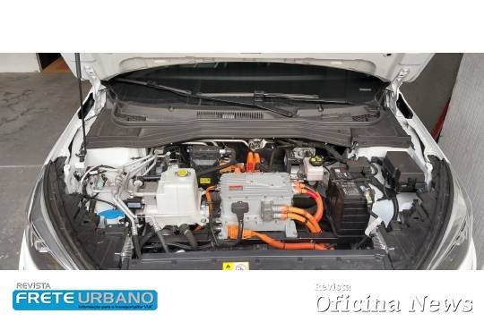 JAC E-J7: mobilidade elétrica em sedã premium