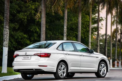 Coluna Fernando Calmon: Jetta ganha empuxo