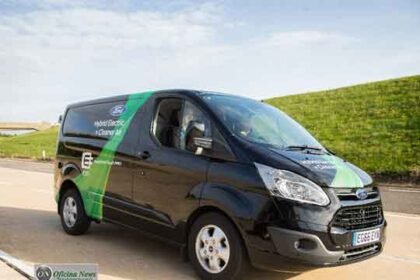 Versão híbrida plug-in da Transit é apresentada para teste