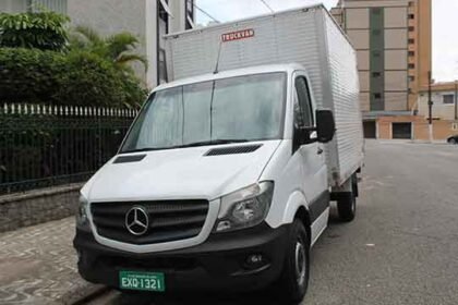 Vídeo: Avaliação Mercedes-Benz Sprinter com baú