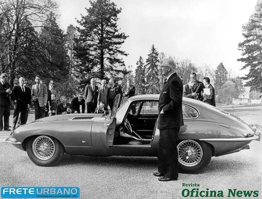 Jaguar Classic comemora 60 anos do E-Type com edição especial