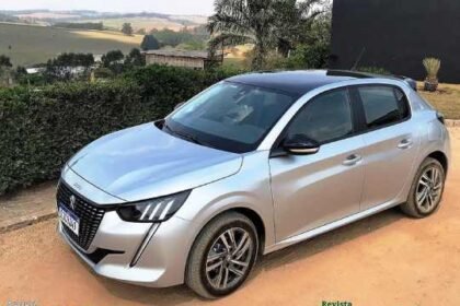 208 reúne tudo para fazer Peugeot crescer