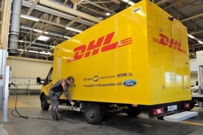 Van elétrica StreetScooter WORK XL é produzida na Alemanha