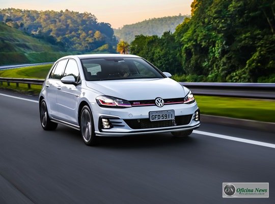 Volkswagen Golf e Golf Variant chegam às concessionárias