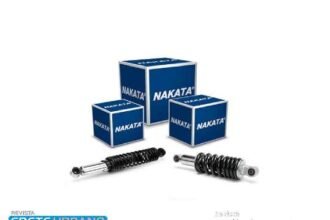 Nakata mostra os sinais de desgaste do amortecedor da motocicleta