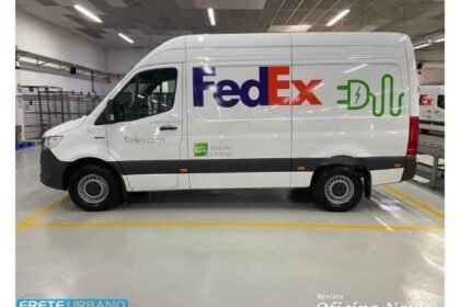 FedEx amplia frota elétrica no Brasil com vans Mercedes-Benz