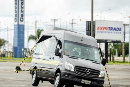 Mercedes-Benz demonstra controle de estabilidade da Sprinter