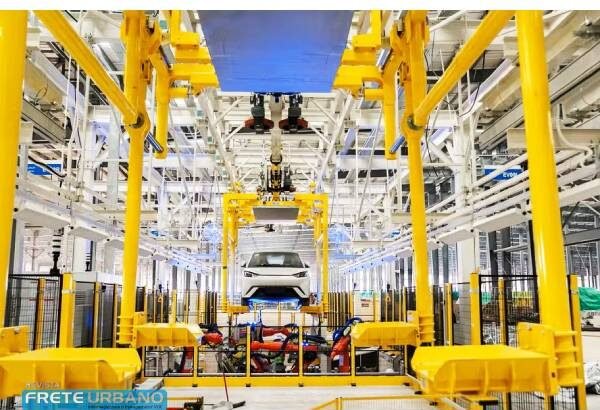 BYD mostra fábrica em Camaçari (BA), ainda sem começar produção efetiva