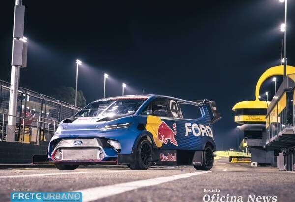Ford Transit SuperVan 4.2 bate recorde em Nürburgring