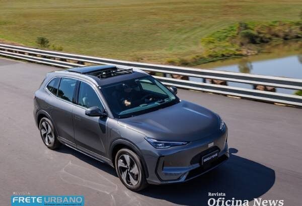 Geely EX5 chega ao Brasil com até 413 km de autonomia e IA