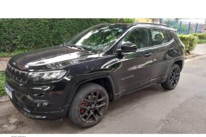 Jeep Compass Blackhawk: performance e tecnologia com motor 2.0 Turbo 