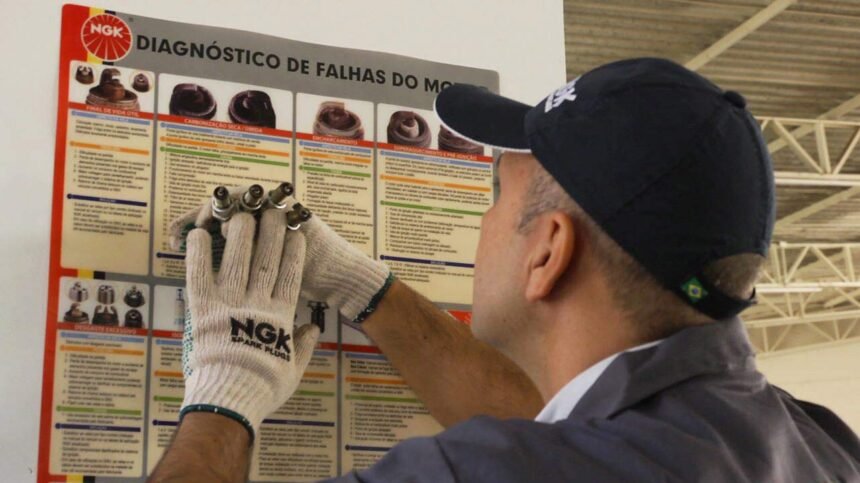 Revisão de veículos usados exige atenção dos mecânicos