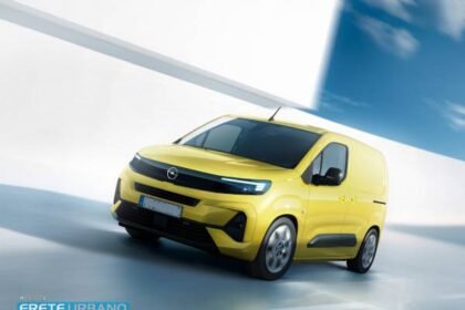 Novo Opel Combo: versão a combustão e elétrica com segurança e conectividade