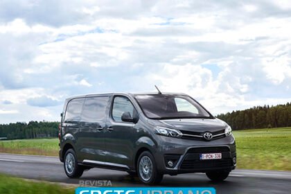 Toyota Proace: furgão de médio porte e alta expectativa