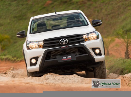 Linha Hilux e SW4 2018 chega ao mercado com novas versões