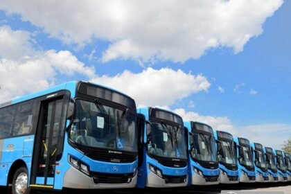 Mercedes-Benz investe no atendimento dedicado nas garagens