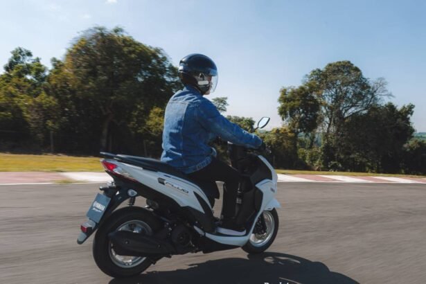 Yamaha apresenta primeira scooter com sistema híbrido do Brasil