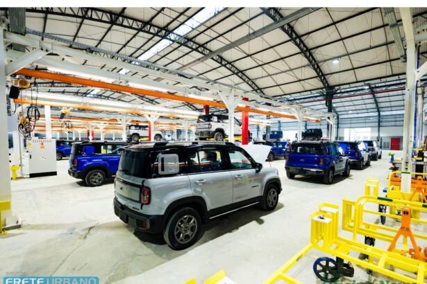 Chevrolet inicia produção do Spark EUV no Brasil e confirma Captiva EV