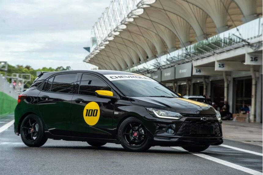 Novo Onix Track Day celebra 100 anos da Chevrolet no Brasil