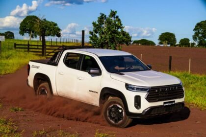Ram Dakota chega com motor 2.2 turbodiesel e 1.020 kg de carga útil