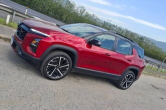 Chevrolet Equinox RS: motor turbo e novo câmbio de oito marchas