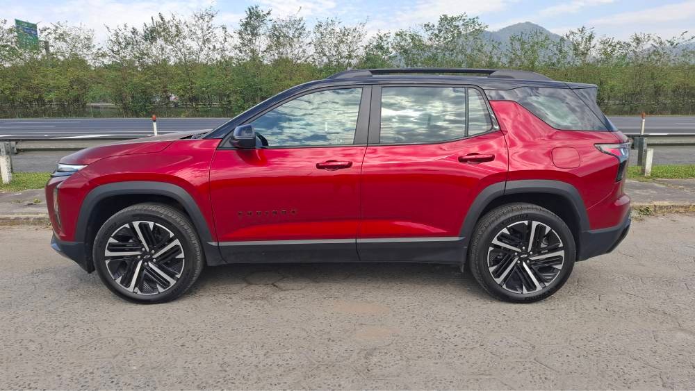 Chevrolet Equinox RS: motor turbo e novo câmbio de oito marchas