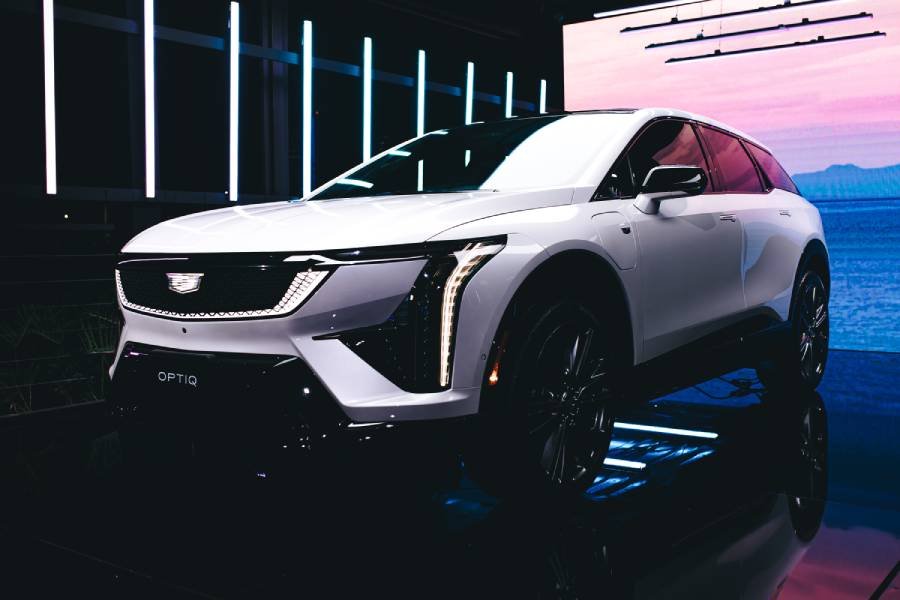 Cadillac chega ao Brasil e GM entra no segmento de luxo