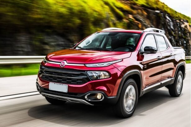 Fiat Toro completa 10 anos e consolida novo padrão no segmento