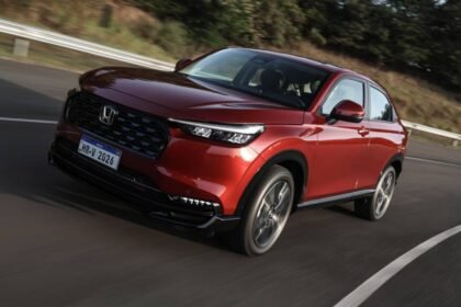 Honda HR-V Touring: motor 1.5 turbo e câmbio CVT Step-Shift