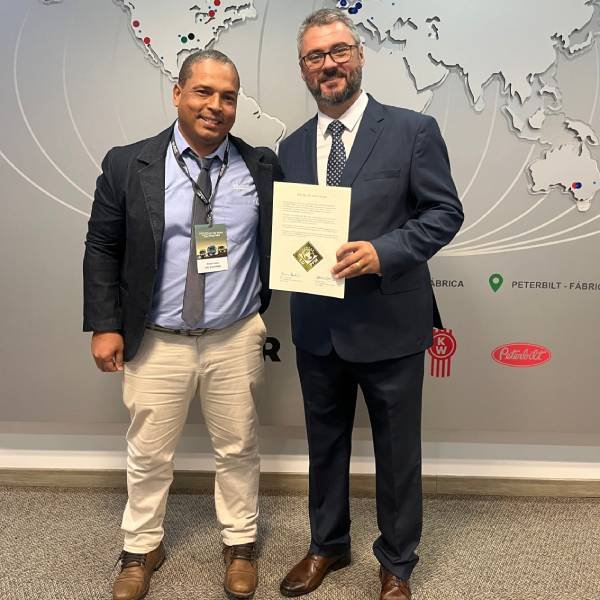 Resfri Ar conquista certificação 1oPPm do Grupo PACCAR