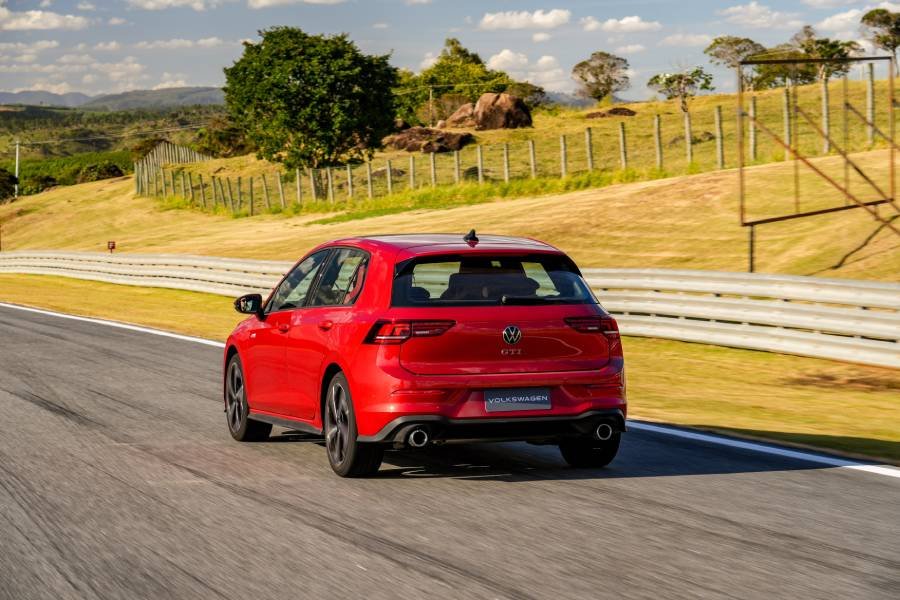 VW Golf GTI será vendido comemorando os 50 anos da sigla