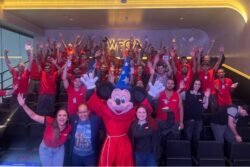Wega Motors realiza treinamento inspirado na Disney
