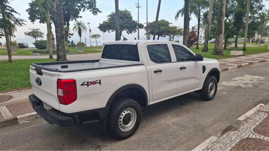 Ford Ranger XL manual: uma picape feita para o trabalho pesado urbano