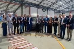 GM inicia produção do Captiva EV no Ceará e amplia operação