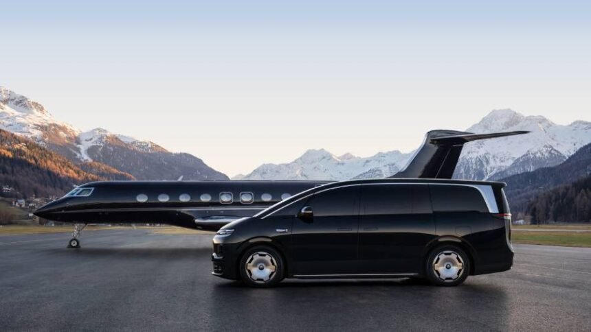 Leapmotor revela D99, sua primeira minivan de luxo