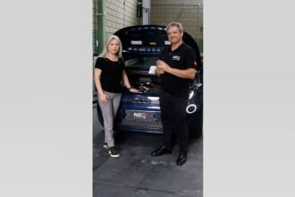 Escola do Mecânico e NEO criam polo para veículos elétricos