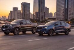 Fiat lança Toro e Fastback em série especial de 50 anos